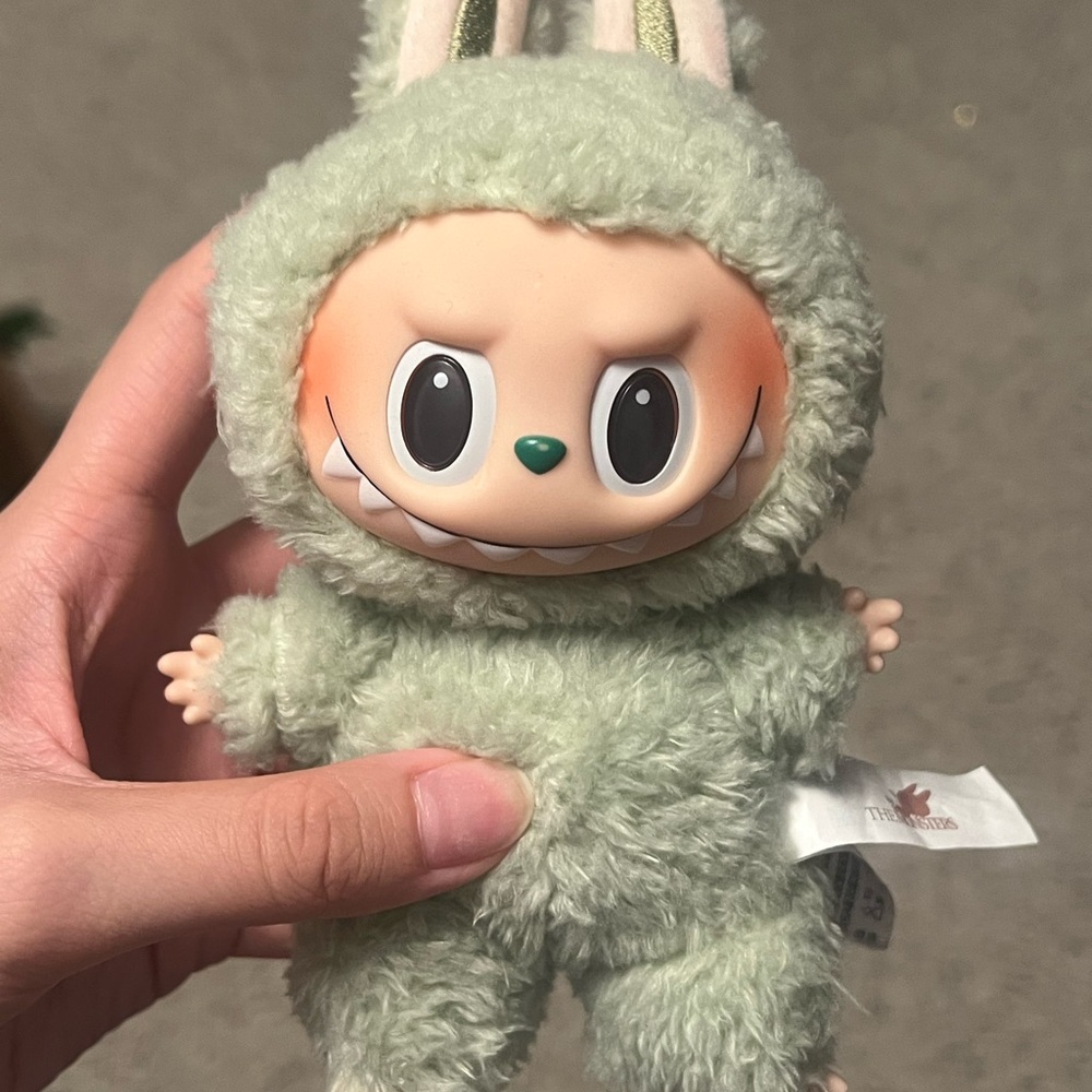 Exciting Macaroon Labubu